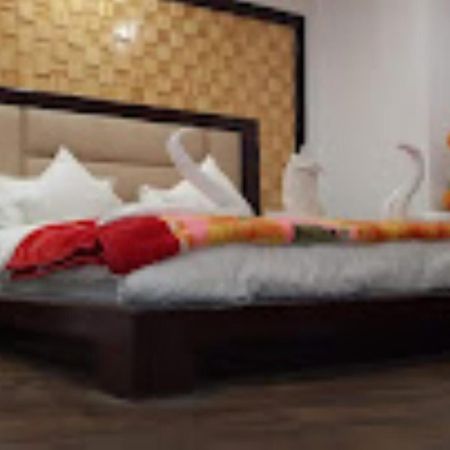 Hotel Bliss , Anantnag Екстер'єр фото