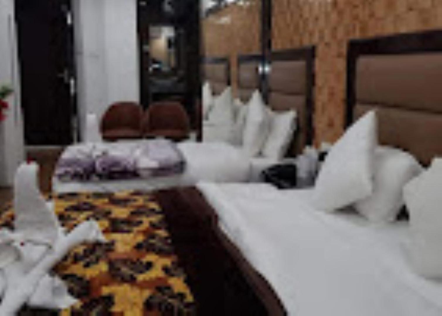 Hotel Bliss , Anantnag Екстер'єр фото